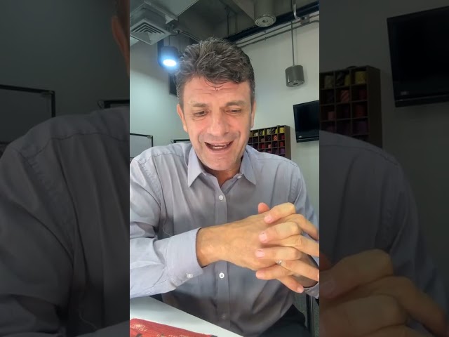 Vídeo relacionado con Trilogía de la soledad (Hispánica)