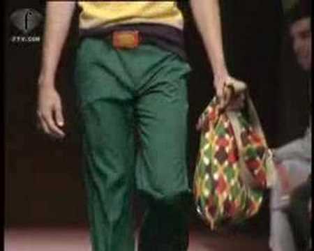 fashiontv | FTV.com - FULL SHOW MIU MIU - MILAN FASH