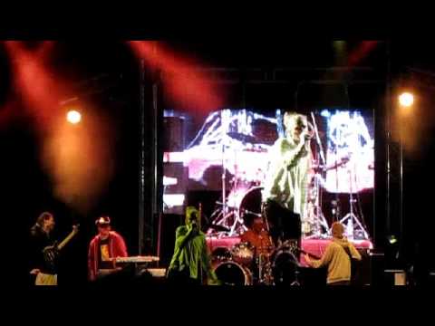Mr. Cocoman & Solid Vybez - Kushumpeng - live at Žízníkov 2009