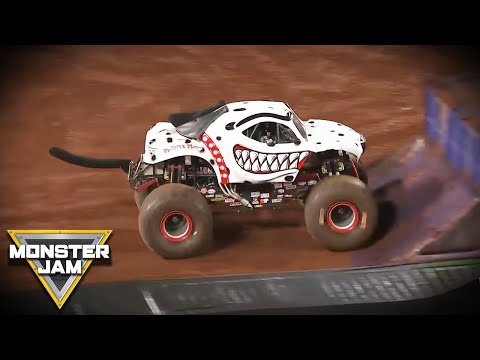Monster Jam 2023 ドゥーハン（南アフリカ）のハイライト動画