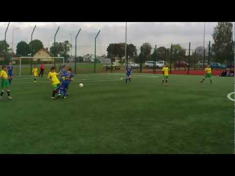 LZS KOŚCIELEC ORLIKI - HERMES RADŁOWO (9-1). I POŁOWA MECZU.   MOV_4850.mp4