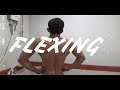 SHOWER FLEXING MUSCLE || BEFORE WORK OUT