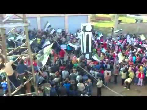 مقطع مرئي عن حسين الحسين منشد حي الوعر في مدينة حمص