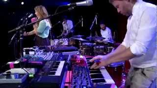 Niki &amp; The Dove - DJ, Ease My Mind (Live at YouTube Presents)