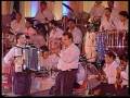 Lata Usha Mangeshkar Gore Gore O Baanke Chore Live Performance
