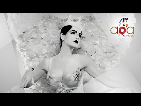JINA STOEVA - NA PARVO VREME / ДЖИНА СТОЕВА - На първо време (Official Music Video)