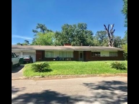 Residential for sale - 2114 Oak Creek Drive, Houston, TX 77017