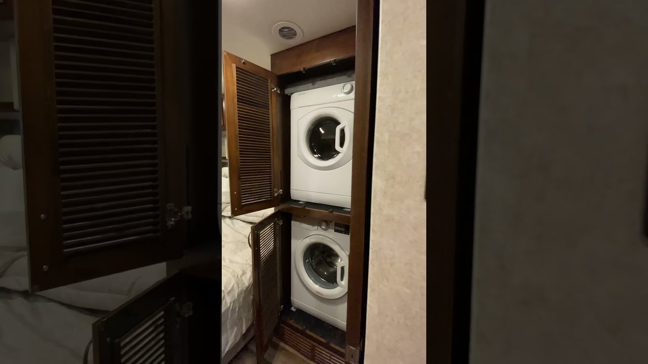 2022 Renegade Verona Motorhome