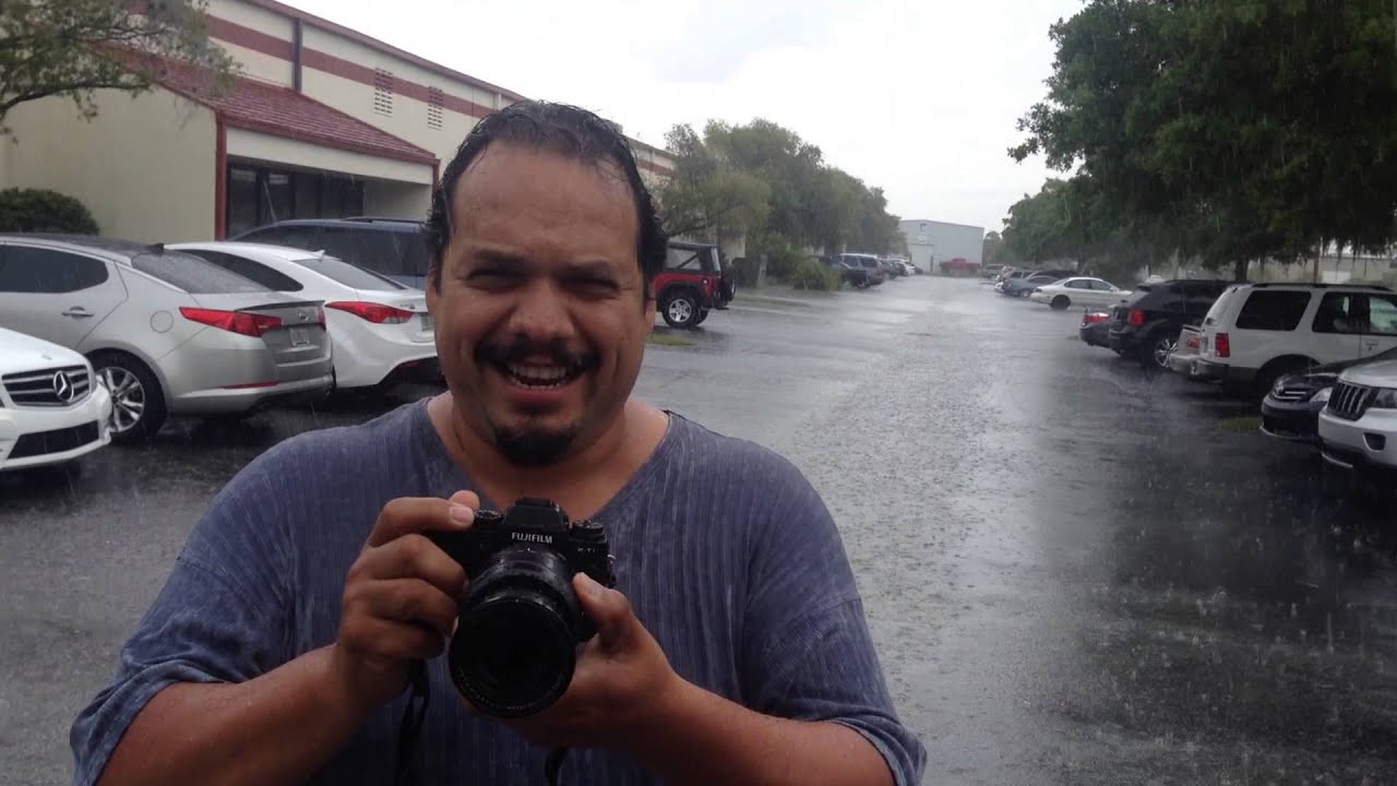 Объектив Fujifilm XF 18-135mm f/3.5-5.6 R LM OIS WR Fuji X