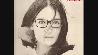 Nana Mouskouri:  Écoute