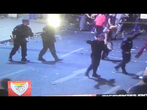 Portuguese Police Brutality - Big riots, clashes with Benfica 05.17.2015