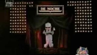 aleks syntek de noche en la ciudad