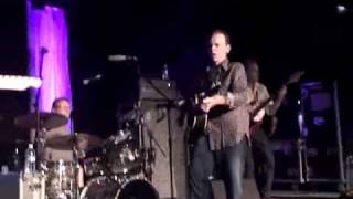 John Hiatt "The Tiki Bar Is Open" Live, Salt Lake City 8/16/2010