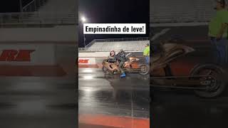 Empinadinha de leve! #dragbike #moto #arrancada #shorts #dragsterbrasil #pascoaldragster