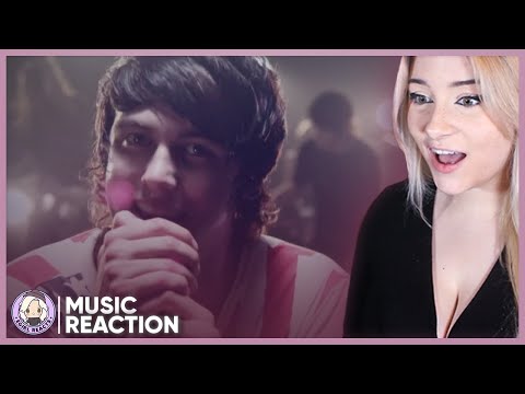 E-Girl Reacts│Sleeping With Sirens - If You Can't Hang│Music Reaction