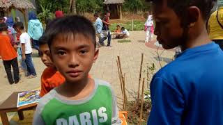 Download lagu Adrefa brothers ikutan Market day @ Madinah School (Sekolah Alam) mp3