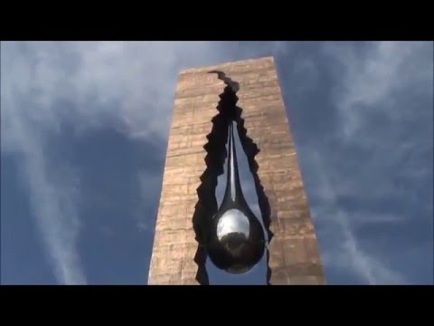 Träne der Trauer - Russlands Volk schenkte dem Volk der USA Mahnmal zum Andenken an Opfer 9/11