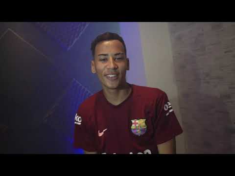 Mc Oliveira - A Patrícia e o Favelado [Web-Clipe Oficial] Prod. DJ Rhuivo.