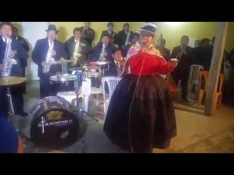 LOS ASES DE HUAYUCACHI- VIOLETA CHURA LA FLOR SUREÑA