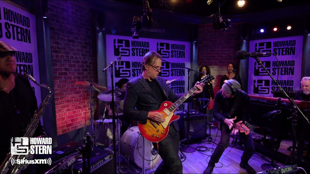 Joe Bonamassa â€œWell, Wellâ€ in Howard Sternâ€™s Studio - YouTube