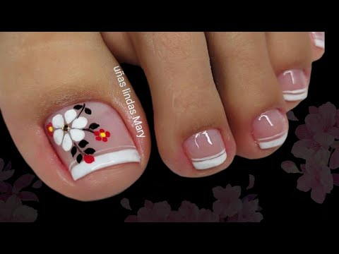 DISEÑO DE UÑAS CON FLOR 🌸 FACIL DE HACER #miarteentusuñas