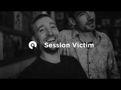 Session Victim @ OYE Records (BE-AT.TV Wax Hounds)