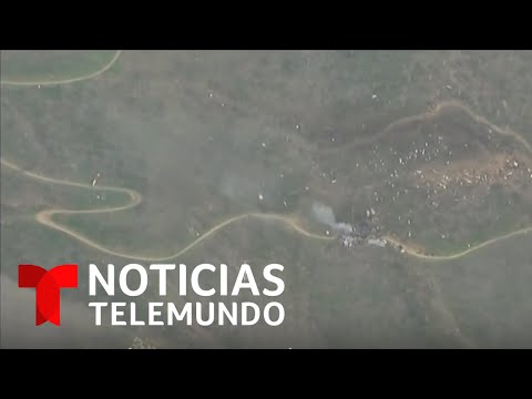 Kobe Bryant muere en accidente aéreo junto a su hija y sus amigas, según reportes | Telemundo