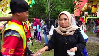 Download lagu LAKI BUDEG 2 PUTRA GENADES HAJAT BPK KAYUT IBU WATI'AH 1 SEPTEMBER 2022 mp3 Download lagu LAKI BUDEG 2 PUTRA GENADES HAJAT BPK KAYUT IBU WATI'AH 1 SEPTEMBER 2022 mp3