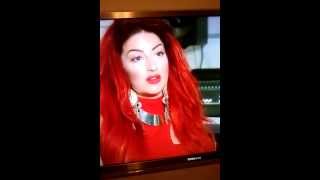 Neon Hitch wearing Carlos Luna on E!news
