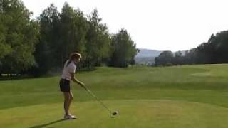 preview picture of video 'Marie Bogenez drive on hole 6 at Grange-aux-Ormes'