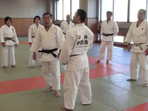 H21.2.8 午後練習　崩し解説 日本視覚障害者柔道連盟 選手強化合宿 .mpg