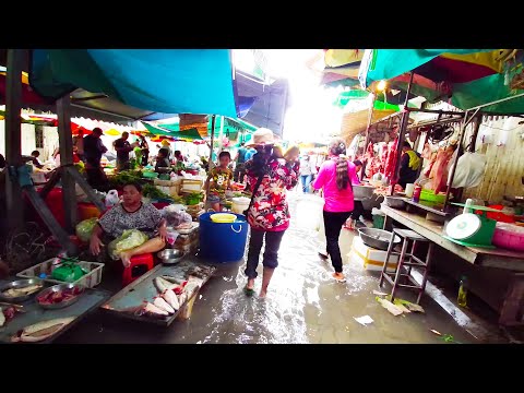 Boeung Trabaek Market In The Rain -  Floating In Phnom Penh Wet Market Part 3