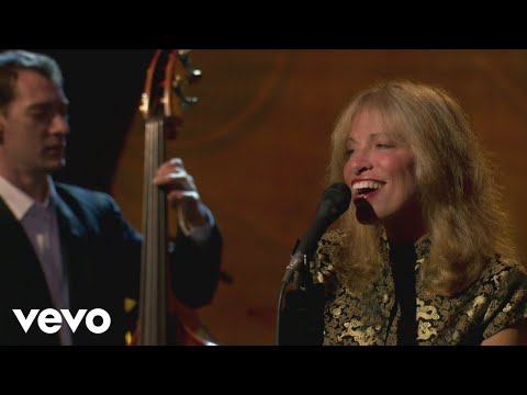 I Only Have Eyes For You video