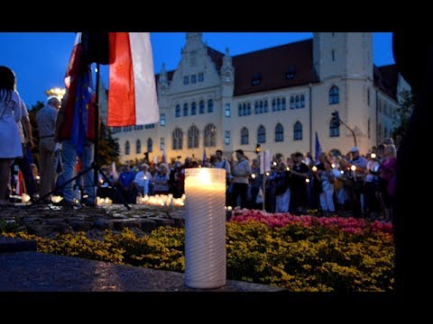 Łańcuch Światła w Bydgoszczy: IV dzień protestu - wystąpienie Radosława Sikorskiego