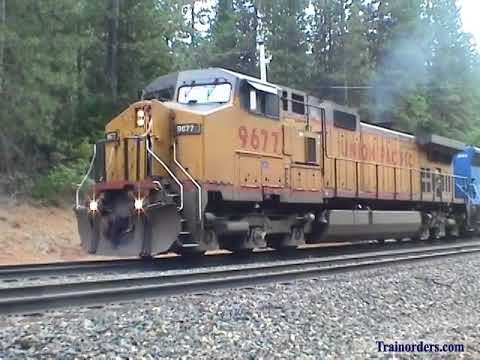 Classic Railroad Series 1017 - UP 9677 With P3 Horn 8/2010 MP 156, About to Stall