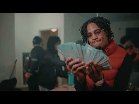 YWM Flyaa - Chain Hangin'