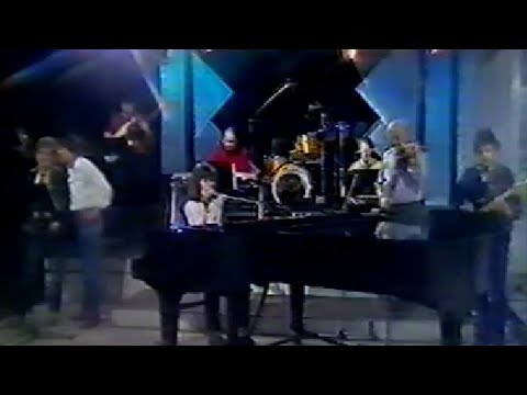 Andy Bown - Say It Was Magic (Pebble Mill, 1982)