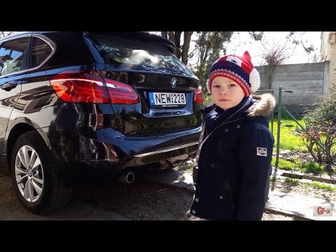 Like a child's play - BMW 216d Active Tourer boot opening