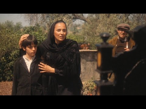 El Padrino II (1974) Audio Latino Doblaje 1 - Vito Corleone escapa de Don Ciccio