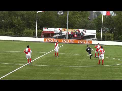 20 sept 2015 UVV 1 - DWSV 1 com 2-1 Mooie kopbal