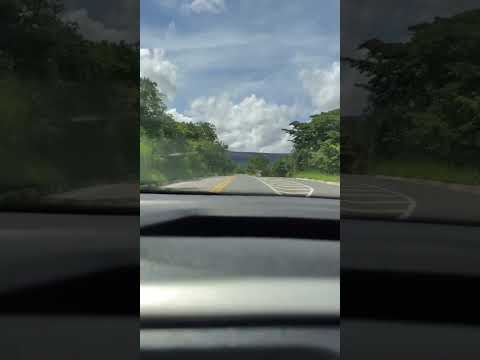 Estrada Chapada dos guimarães indo pra Cachoeira Véu de Noiva