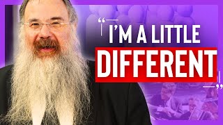 הרב שייס טאוב על להיות מוזר, תיקי JFK ושיחות חולין
