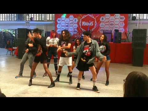 《Hot》FLASHMOB CLC (씨엘씨) - Hobgoblin (도깨비) @인기가요 Fams Kpop 2017 20170603