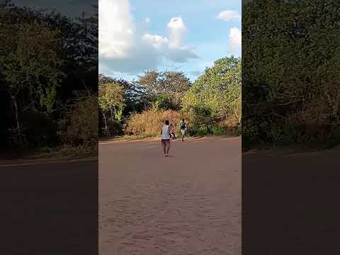 gol do artilheiro Moisés no sussuarana