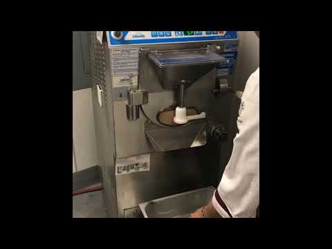 download lagu mp3 mp4 Ice Cream Espresso And Cream Confection, download lagu Ice Cream Espresso And Cream Confection gratis, unduh video klip Ice Cream Espresso And Cream Confection