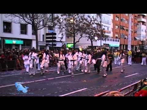 CARNAVAL CADIZ 2011 CABALGATA 1º parte