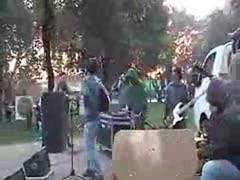 macadam reggae live at o higgin´s park bodyguard with mati