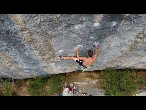 L'ami de tout le monde - Céüse climbing - 8b