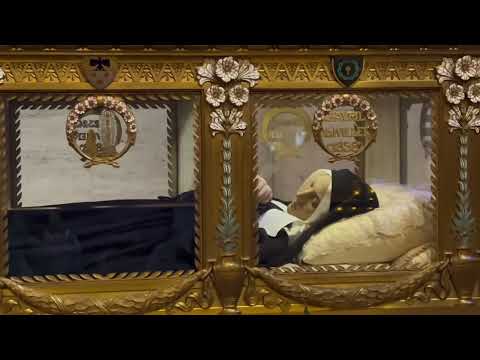 Przy grobie świętej Bernadetty Soubirous w Nevers, dnia 08.07.2024 roku