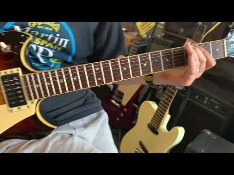 VIDEO- YAMAHA SG-600 1980s - Sunburst - Japan Import image 15